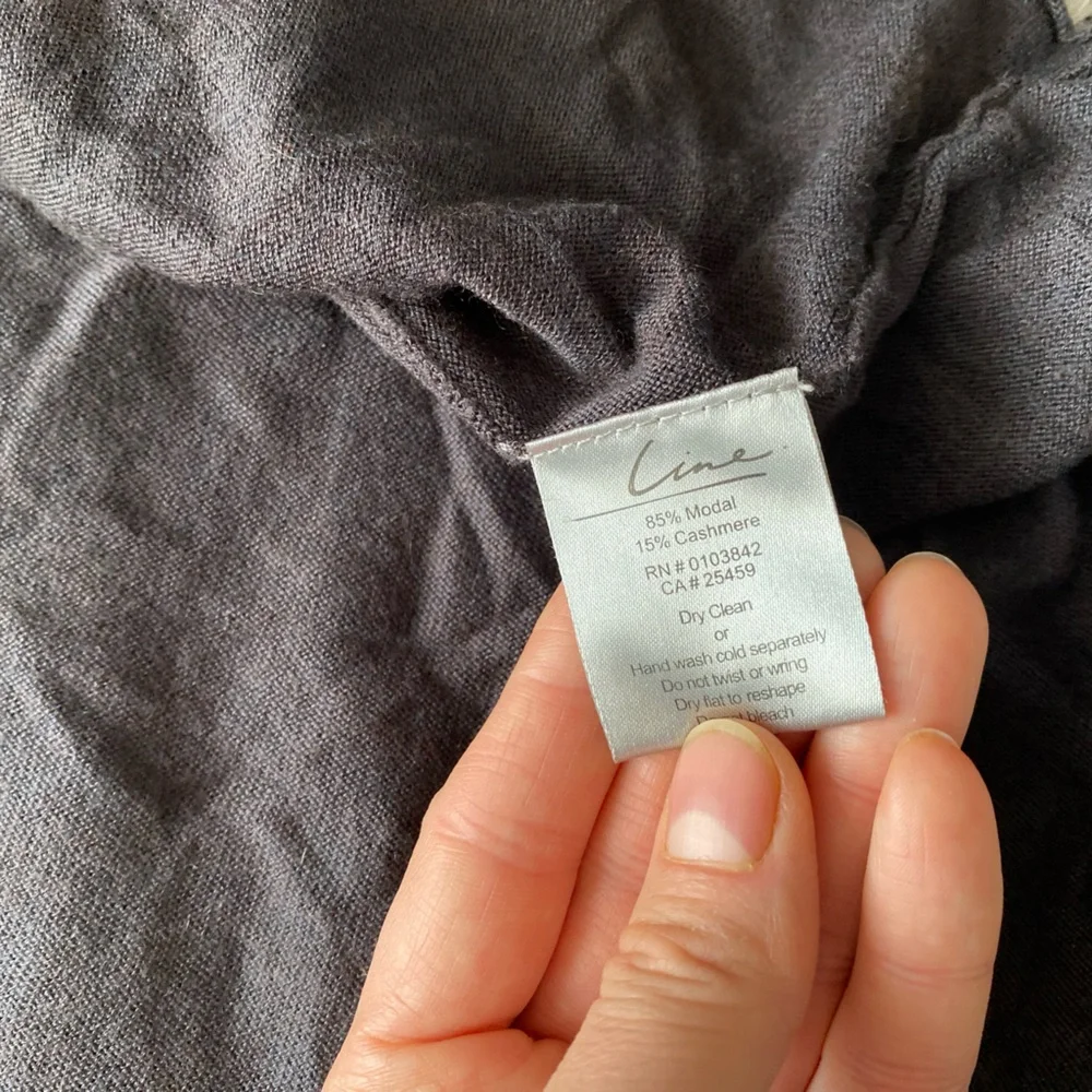 Line Cashmere  Blend Vest - Picture 4 of 6